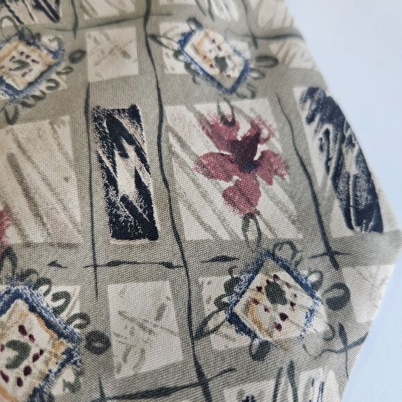 Venanzi Silk Tie Italian Soft Floral Pattern Taupe 90's Pattern 4" Wide Tie - Picture 3 of 4